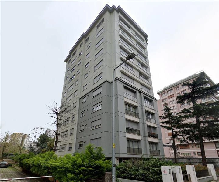 Новая резиденция с детской площадкой и зеленой зоной, Стамбул, Турция