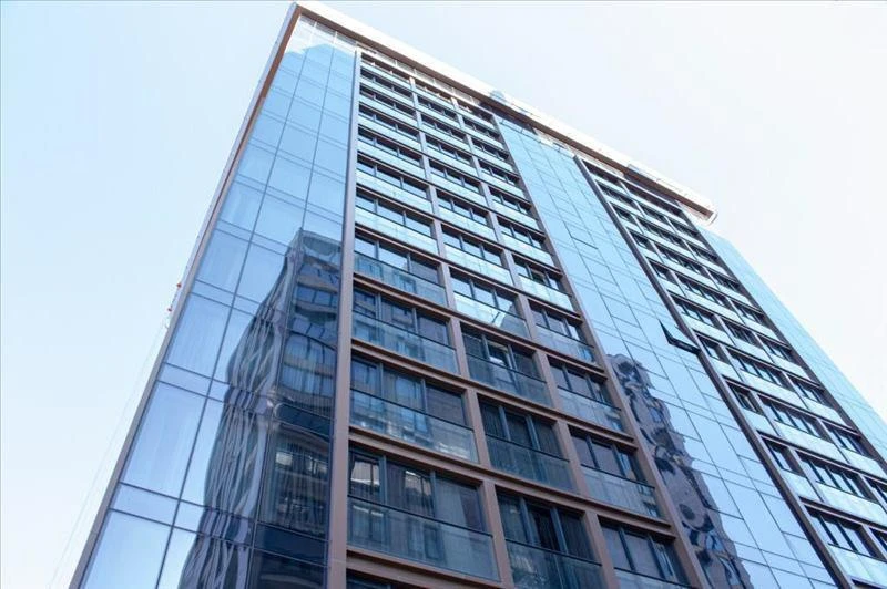 Резиденция с бассейном и конференц-залом рядом со станцией метро и центром города, Стамбул, Турция