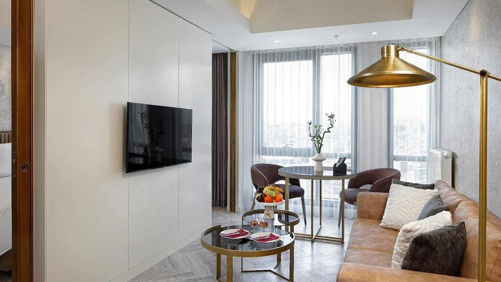 Современная резиденция с бассейнами и спа в деловом районе, рядом с центром Стамбула, Турция