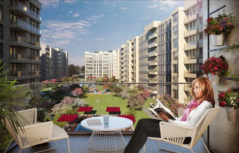 Новая резиденция с бассейнами и спа-центрами рядом со станцией метро и автомагистралью, Стамбул, Турция