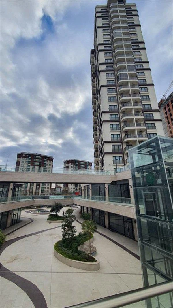 Резиденция с бассейном и торговым центром, Стамбул, Турция