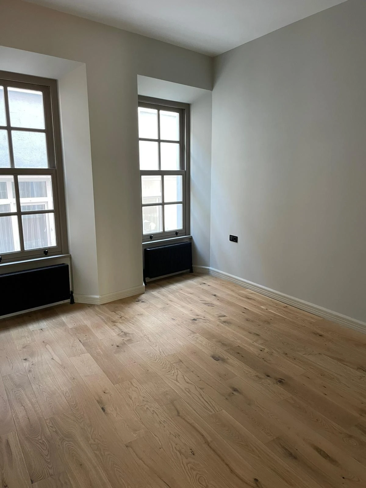 Жилой комплекс с внутренним двориком, в исторической части города, Бейоглу, Стамбул, Турция