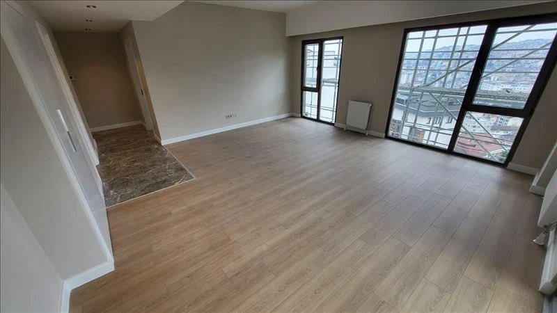 Элитная резиденция с бассейном рядом со станцией метро, Стамбул, Турция