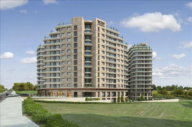 Новая резиденция с бассейном и гаражом рядом со станцией метро, Стамбул, Турция