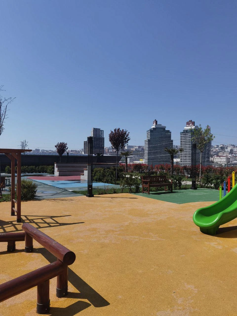 Новые квартиры в жилом комплексе рядом с проектом второго канала, в районе с растущим рынком недвижимости — Эсеньюрт, Стамбул, Турция