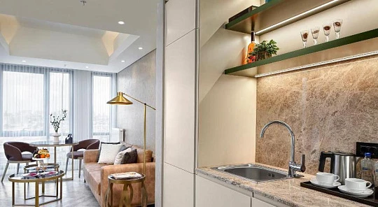 Современная резиденция с бассейнами и спа в деловом районе, рядом с центром Стамбула, Турция