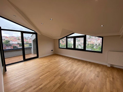 Малоэтажная резиденция с бассейнами, конференц-залами и видом на Босфор в престижном районе Ускюдар, Стамбул, Турция