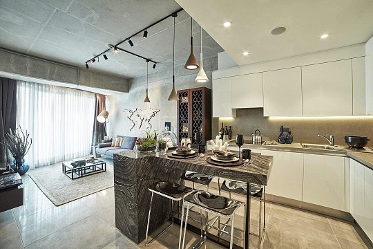 Высотная резиденция с парком, бассейном и теннисным кортом рядом со станциями метро, в популярном районе Шишли, Стамбул, Турция