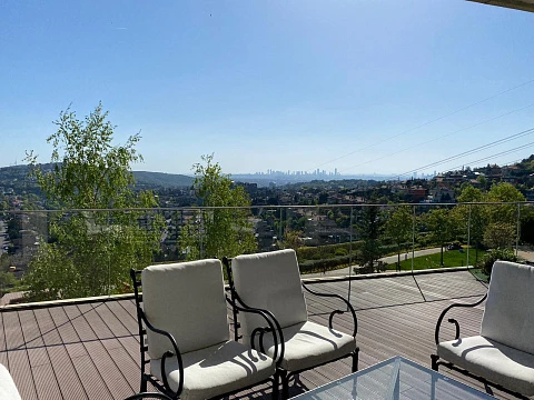 Жилой комплекс с видом на город, лес, Босфор и море, Бейкоз, Стамбул, Турция