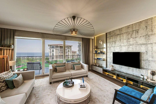 Современные апартаменты с видом на море, в резиденции с бассейном и конным клубом, Стамбул, Турция