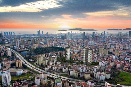 Жилой комплекс с магазинами и тренажерным залом, недалеко от аэропорта и станции метро, Картал, Стамбул, Турция