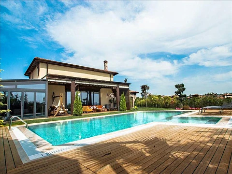 Комплекс вилл с бассейнами и панорамным видом, Стамбул, Турция