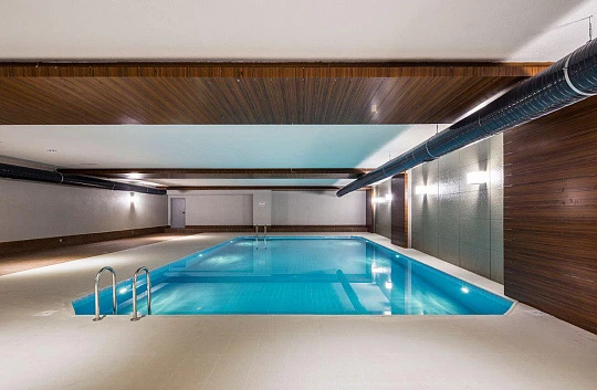 Жилой комплекс с бассейнами и спортивными площадками, недалеко от центра города, Стамбул, Турция