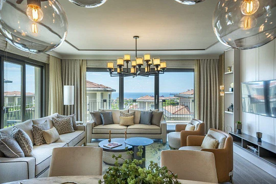 Квартиры и виллы с просторными балконами, в новом жилом комплексе рядом с бассейнами и ресторанами, Стамбул, Турция