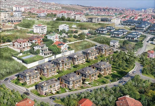 Новый комплекс вилл с бассейном и спортивным клубом, Стамбул, Турция